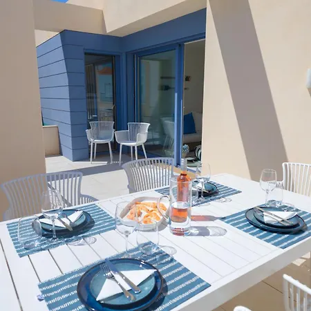 Modern 3br Family Apt, Private Pool, Near Ria Formosa *